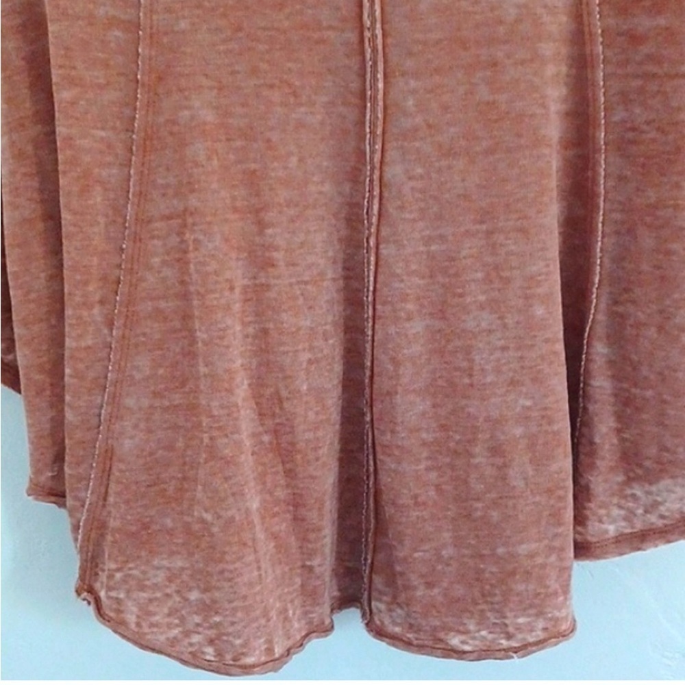 EUC Free People Sammie Burnout Oversized T-Shirt
Tunic Top in Washed Brown - Picture 6 of 13